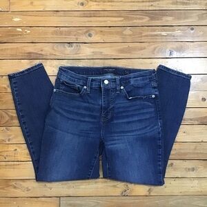 LUCKY Brand blue jeans Ava mid rise medium waist stretch denim crop size 8 or 29